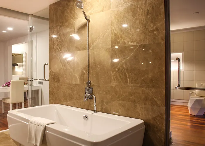 Hotel Grand Sokhalay 5*