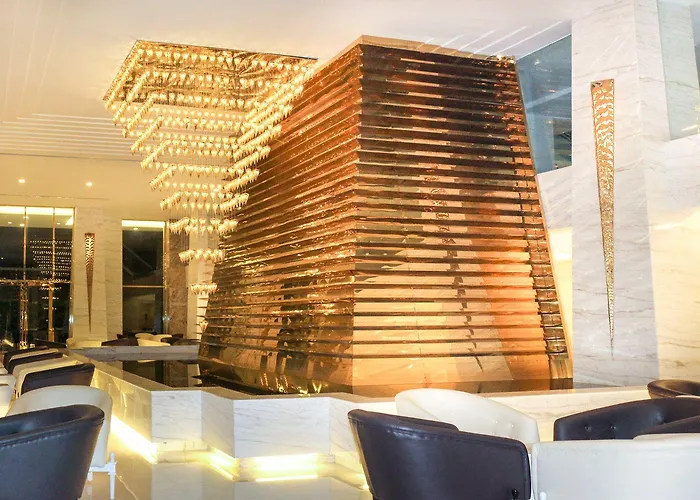 Hotel Grand Sokhalay